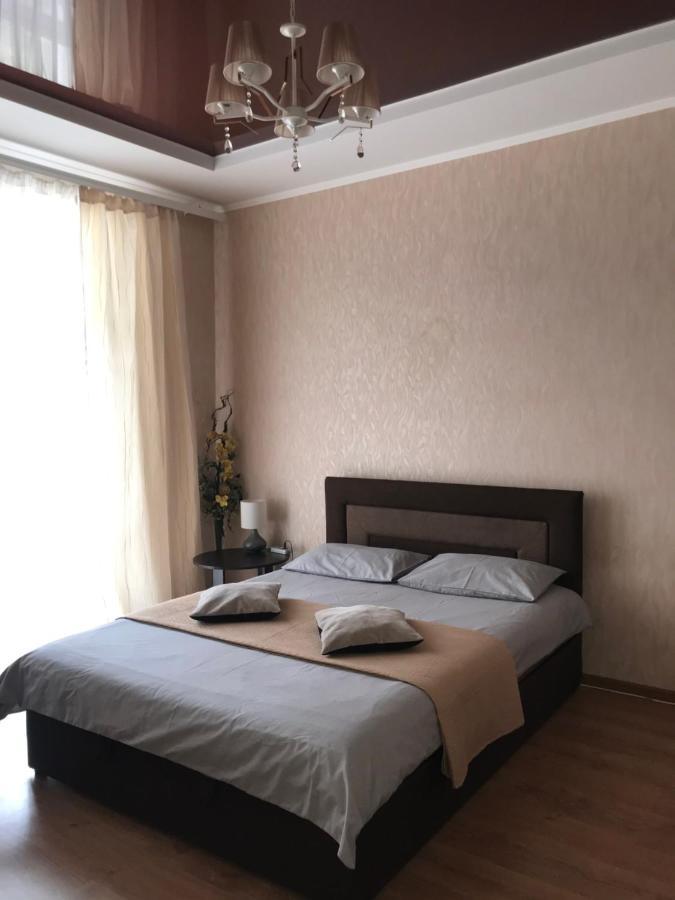 Rent Apartment In The Center Of Cherníhiv Exterior foto