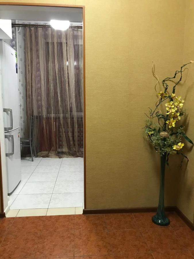 Rent Apartment In The Center Of Cherníhiv Exterior foto