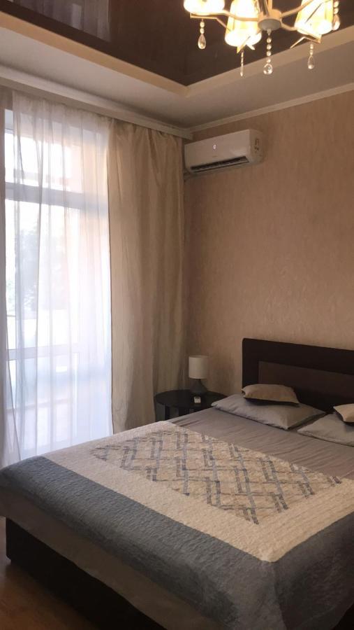 Rent Apartment In The Center Of Cherníhiv Exterior foto